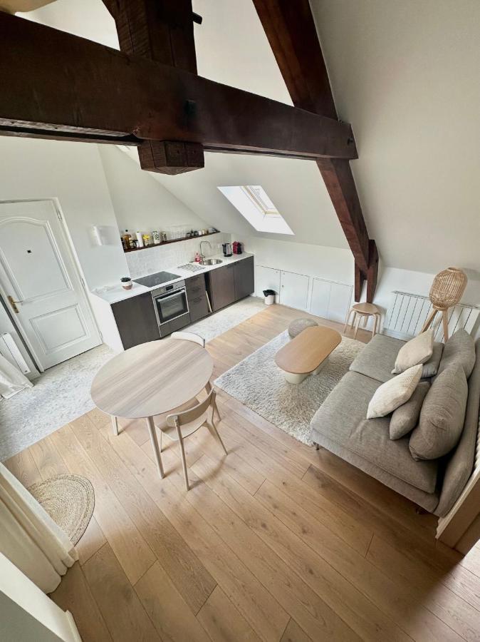 Ecrin De Calme Avec Terrasse Apartment Chambery Luaran gambar