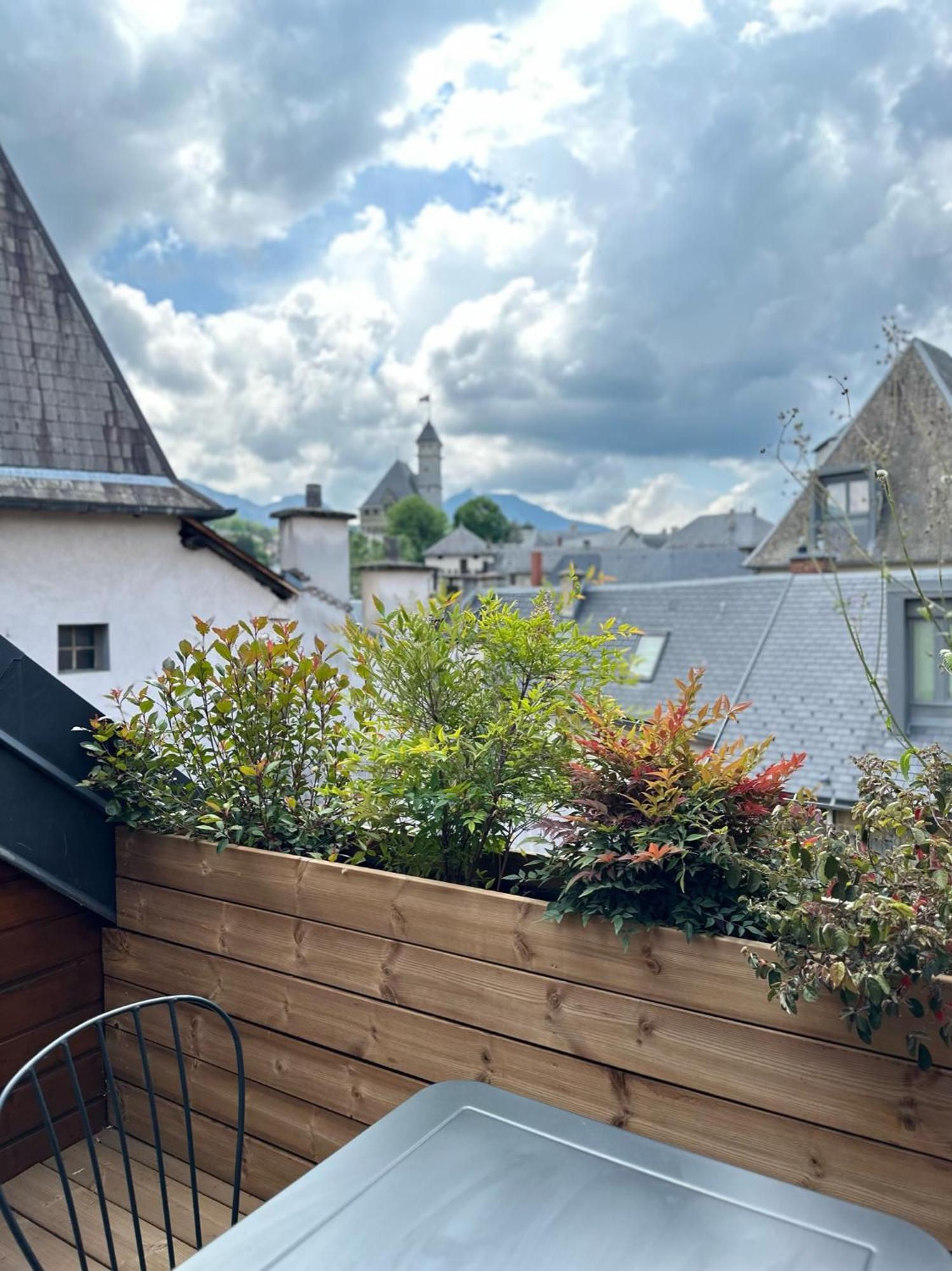 Ecrin De Calme Avec Terrasse Apartment Chambery Luaran gambar